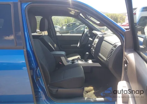 2011 Ford Escape Xlt из США, поврежденный, VIN 1FMCU9DG9BKA90796